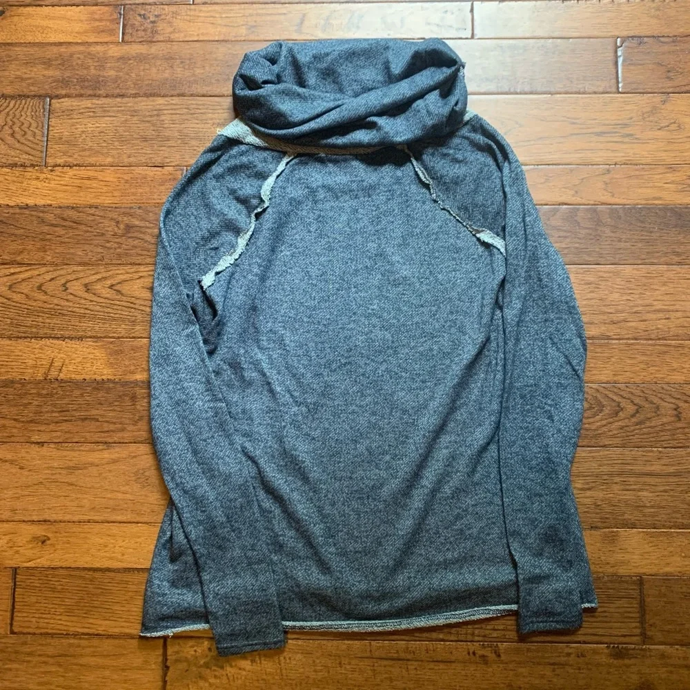 Mon Ami Heather Blue Cowl Neck Long Sleeve Lightweight Pullover Size Small
